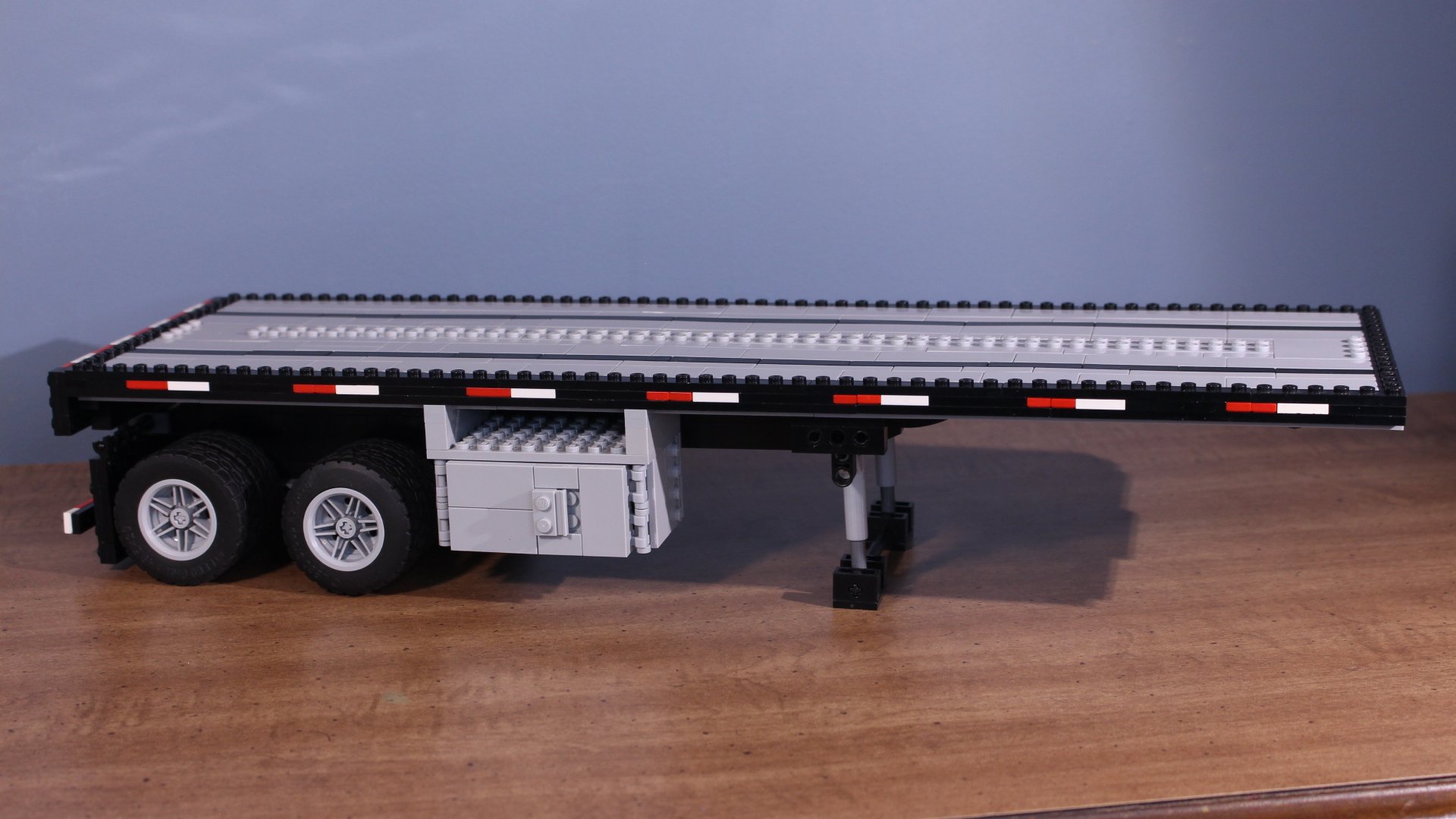 Flatbed Trailer MOC product image (2)