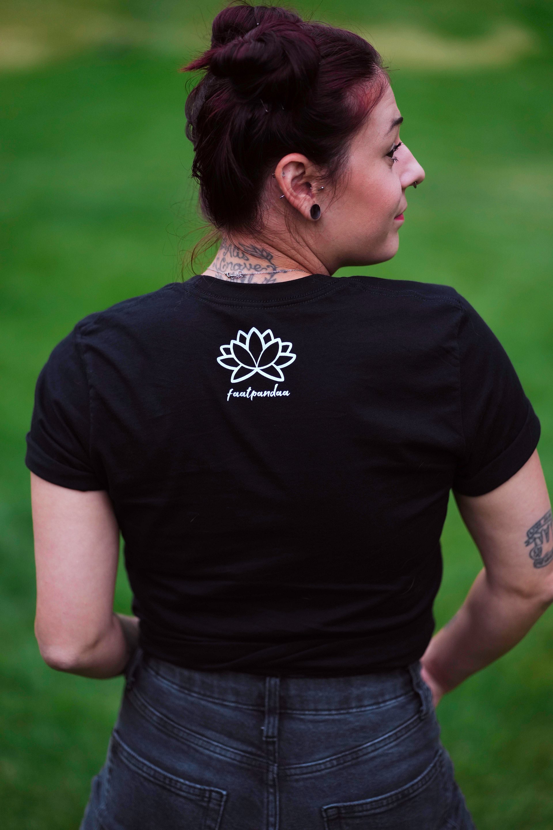 REmeMBER Tee - Black product image (4)