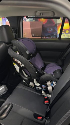 New video for those parents like me or soon to be that might be wondering about child seats and comfort inside the CX50

#maz...