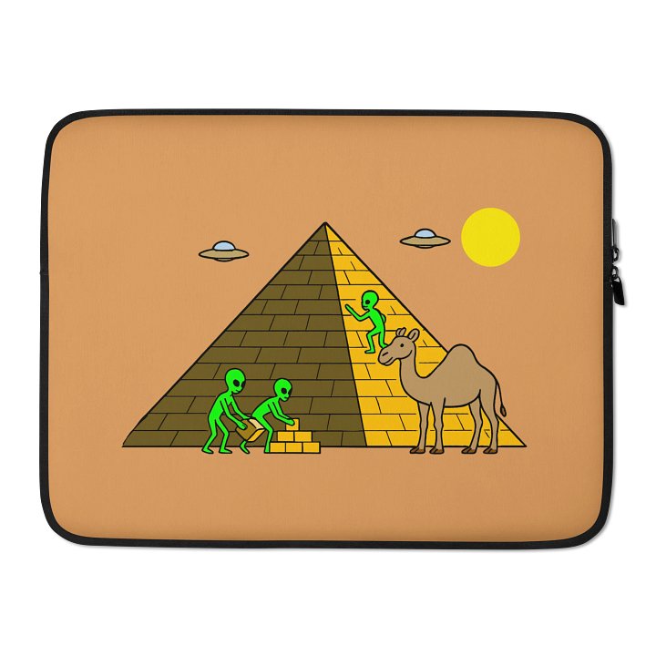 Aliens Built the Pyramids Conspiracy Theory Laptop Sleeve product image (2)