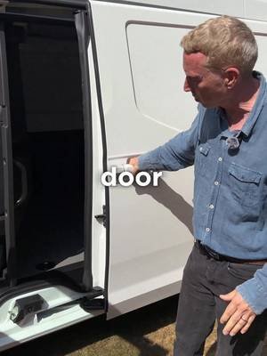Ok this is something we’ve actually NEVER seen before…😱 Full review just went live! https://f.mtr.cool/xjgtthmqjs #van #vanlife #cartok #carreview #vans