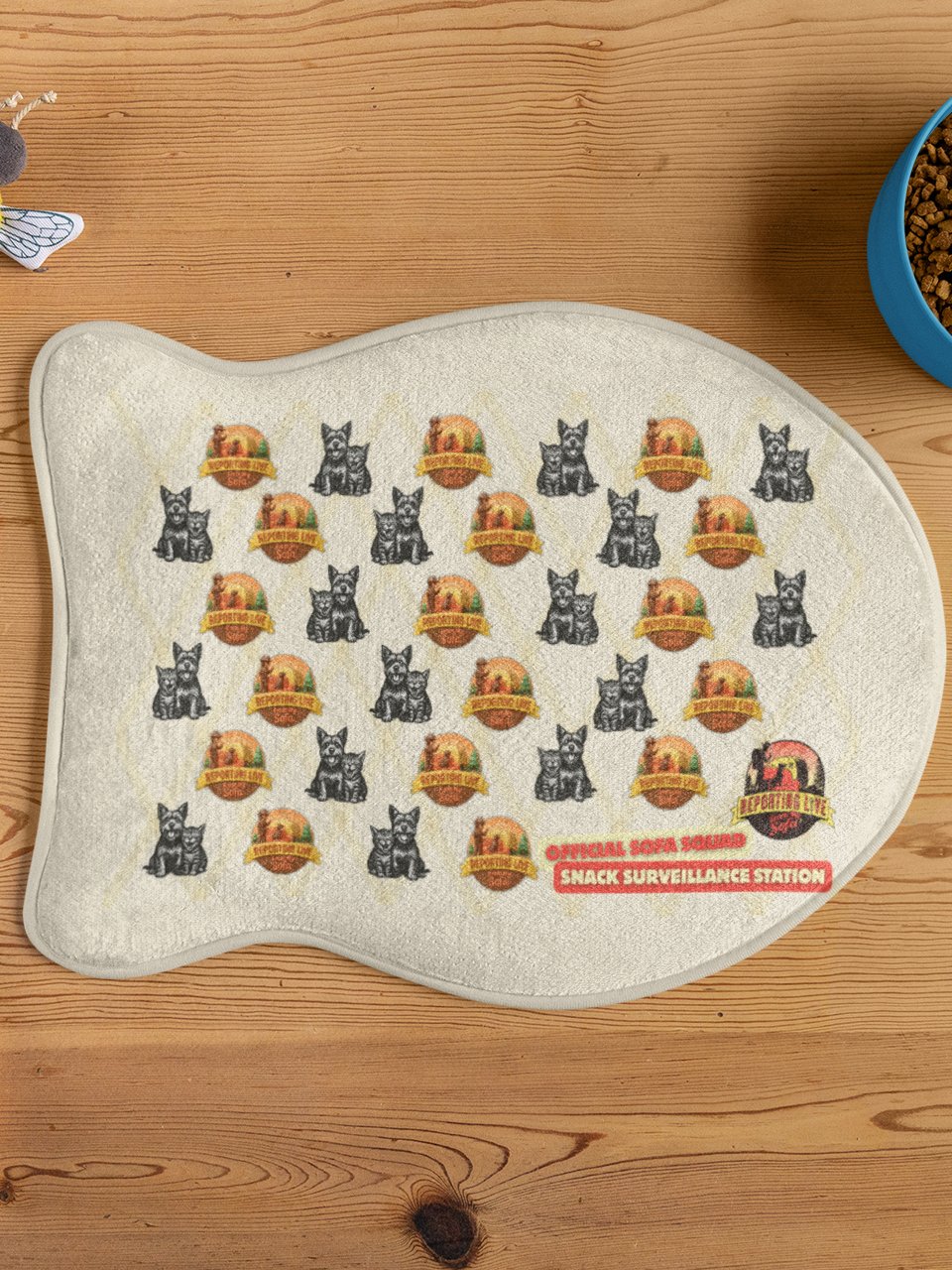 Snack Surveillance Dog and Cat Feeding Mat product image (2)