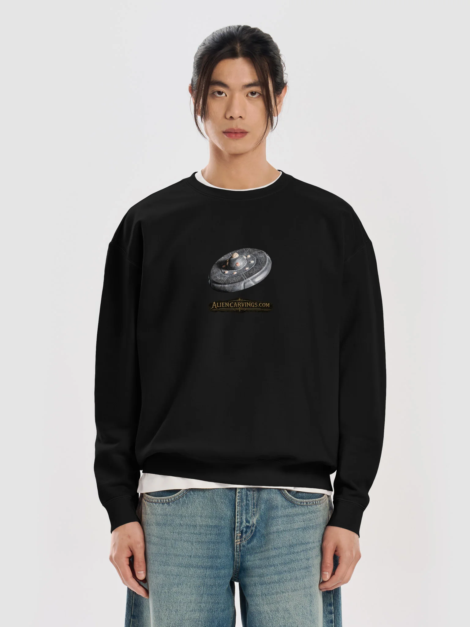 Aliencarving's UFO Omega Skull Sweatshirt product image (5)