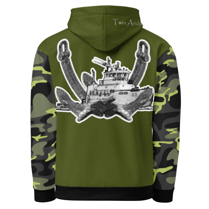 2 Anchor Titan Tug (Camouflage & Green) – Performance Marine Wear | Twin Anchor Apparel North Current Line product image (1)