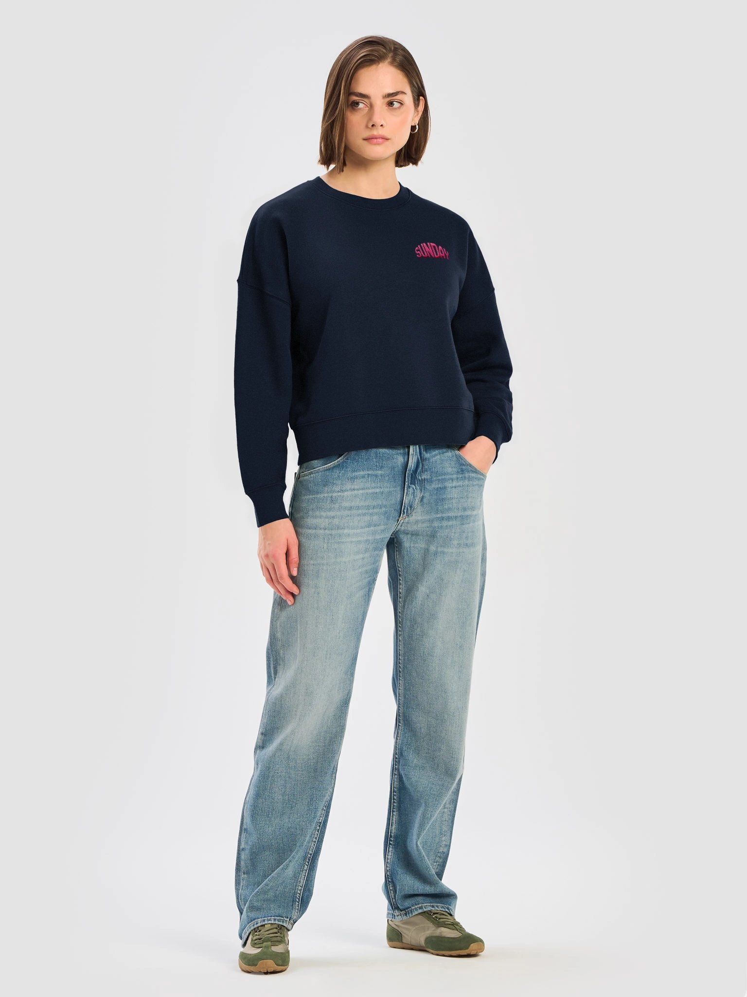 SUNDAY Crew Neck (Women's) product image (4)