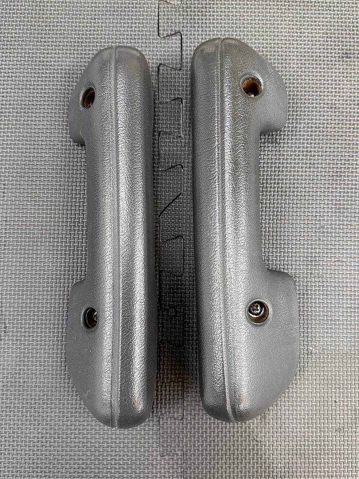 86-93 Mazda B2200 Door Arm Rest product image (1)