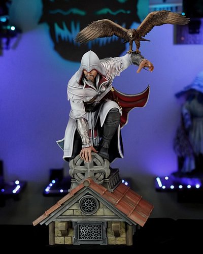 Ezio statue 🦅  Assassins Creed

Model by @jonajr_art for @ca.3d.studios 
Resin from @resione_3dps TH-HR
Paints from @goldenpa...