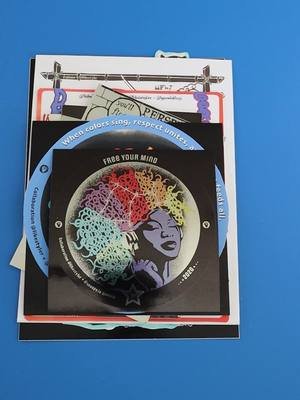 Likestyler from Germany 🇩🇪  Opening stickerpacks for our open call of 2025! Follow us for more sticker content! #stickers #stickerart #opening #unbox #mail #stickerartist #stickerartshow #streetart #streetarteverywhere #stickerlove #slaps #vinyl 