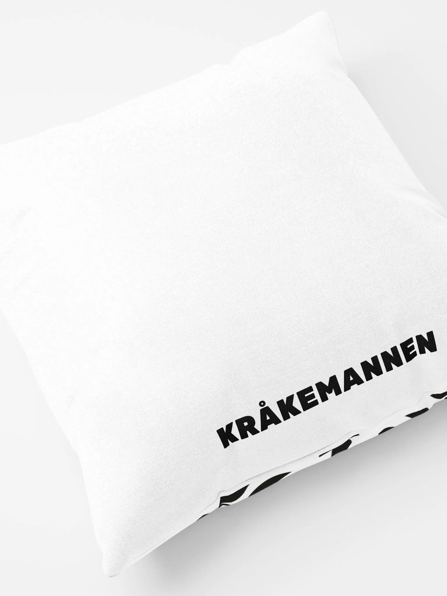 COZY PILLOW - CROW & FLOWERS product image (4)