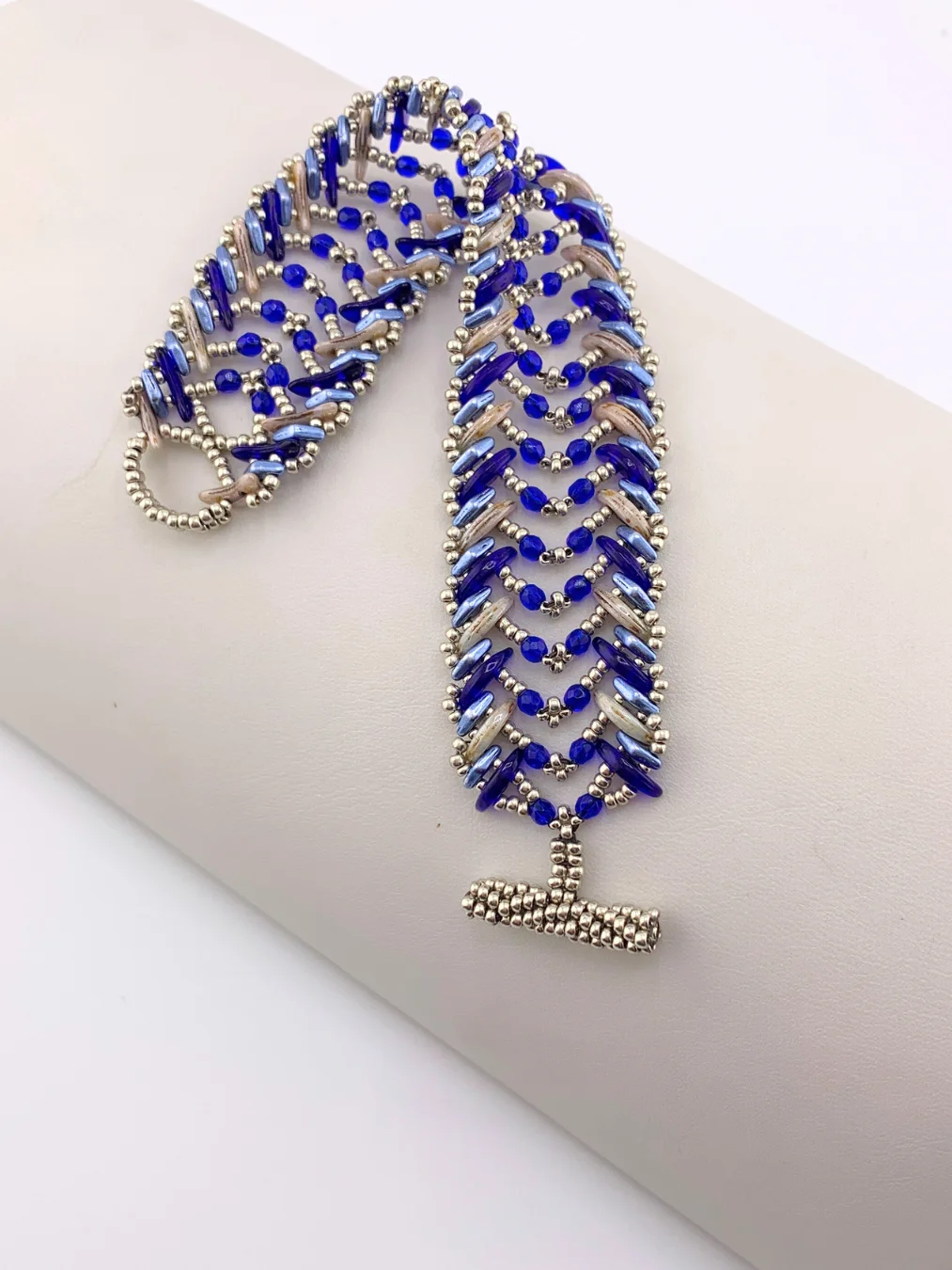 Mata Hari Beaded Crescent Bracelet - Blue product image (4)