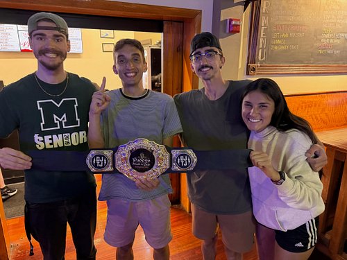 Average Joes with a big win last night over @paddys_irish_pub_! They dominated the music round and the Murica round to cement...