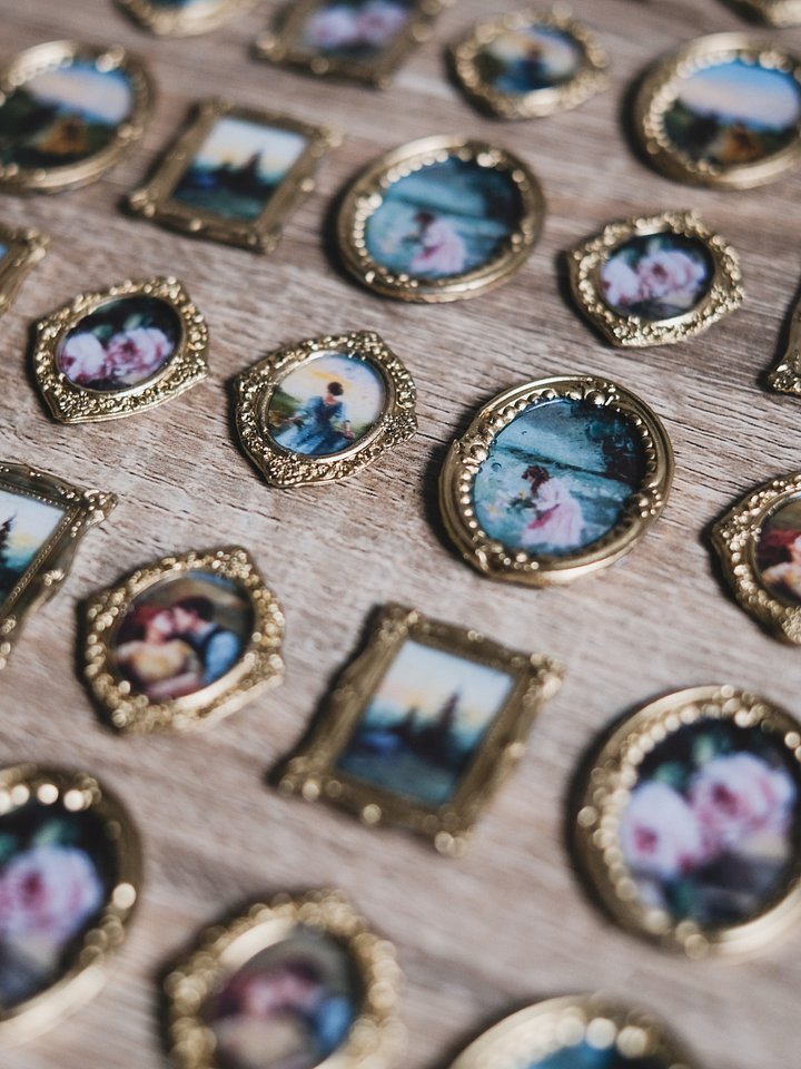 PREORDER Handmade Magnets Love Story- Pack of 4 product image (2)