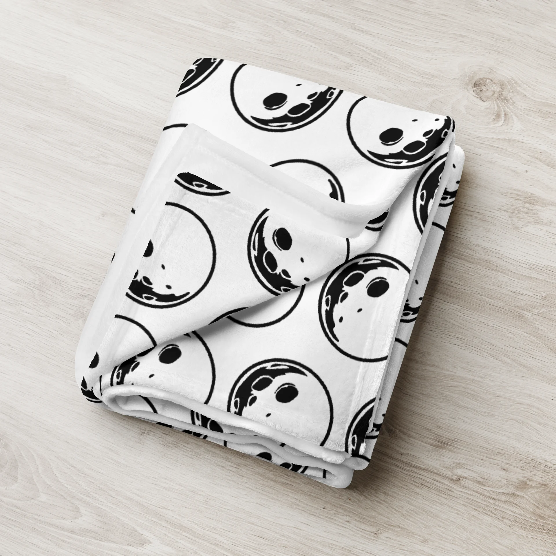 luna throw blanket product image (8)