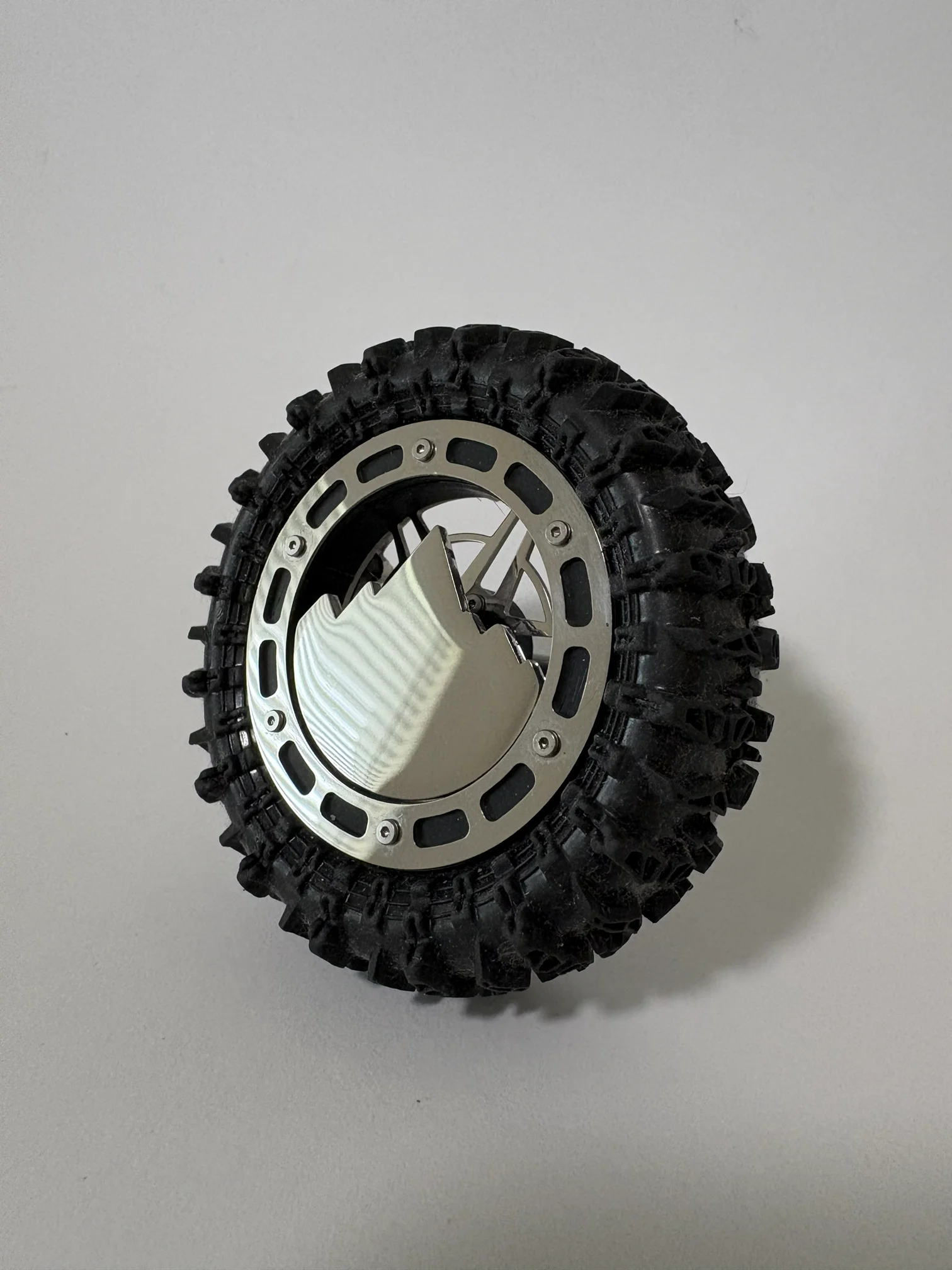 1.8" v2 Floater Wheels - "Supernova" wheel face and "Mountain" floaters product image (1)