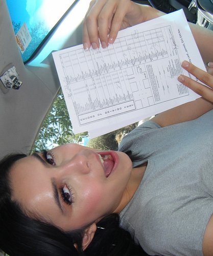 GUYS GUESS WHO FINALLY CAN LEGALLY DRIVE 😼😼😼 I FINALLY GOT MY LICENSE HEHEHEHE I WAS POOPING BRICKS BUT I PASSED FIRST TRY YA...
