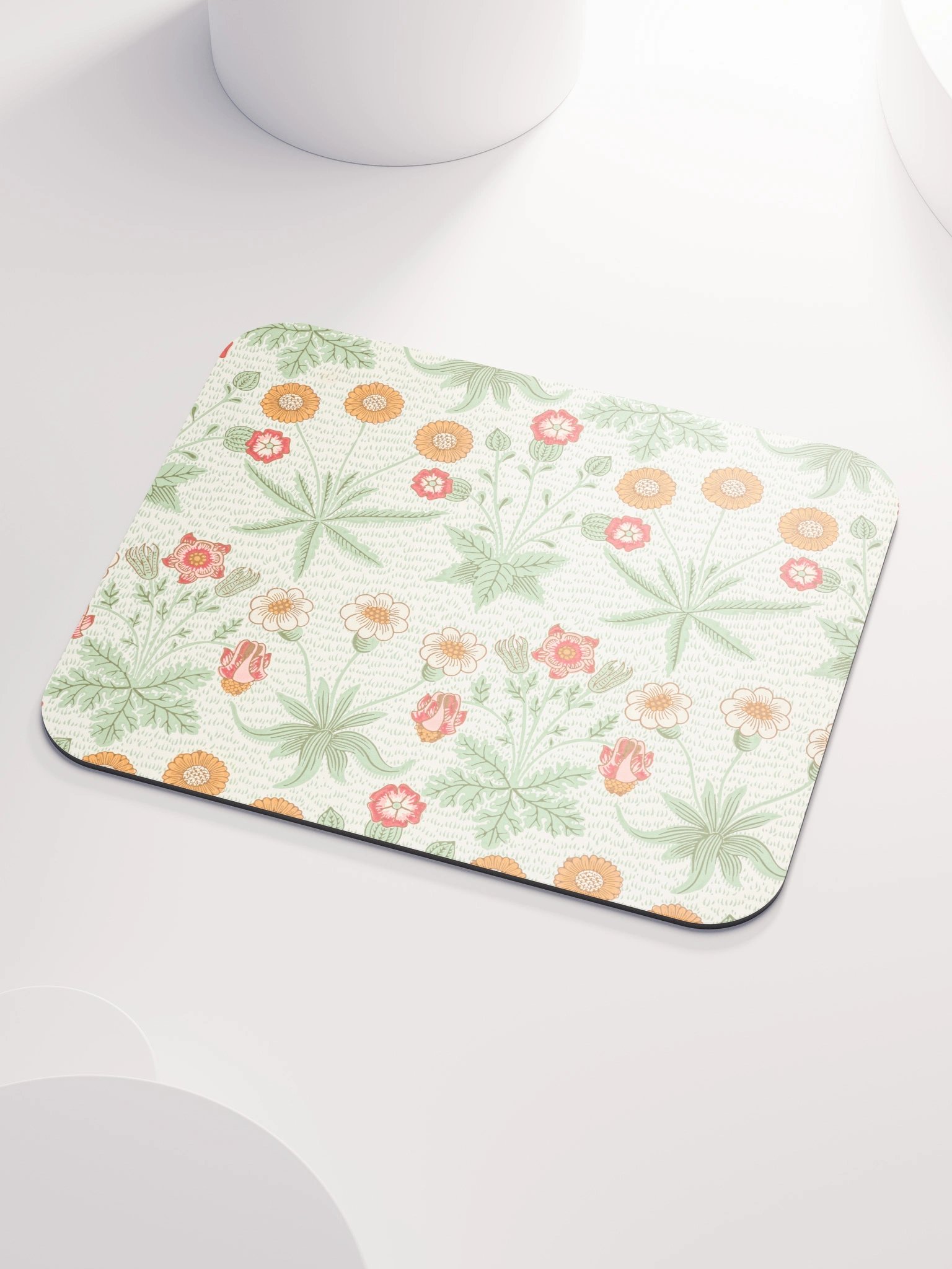Daisy – William Morris Mouse Pad product image (3)