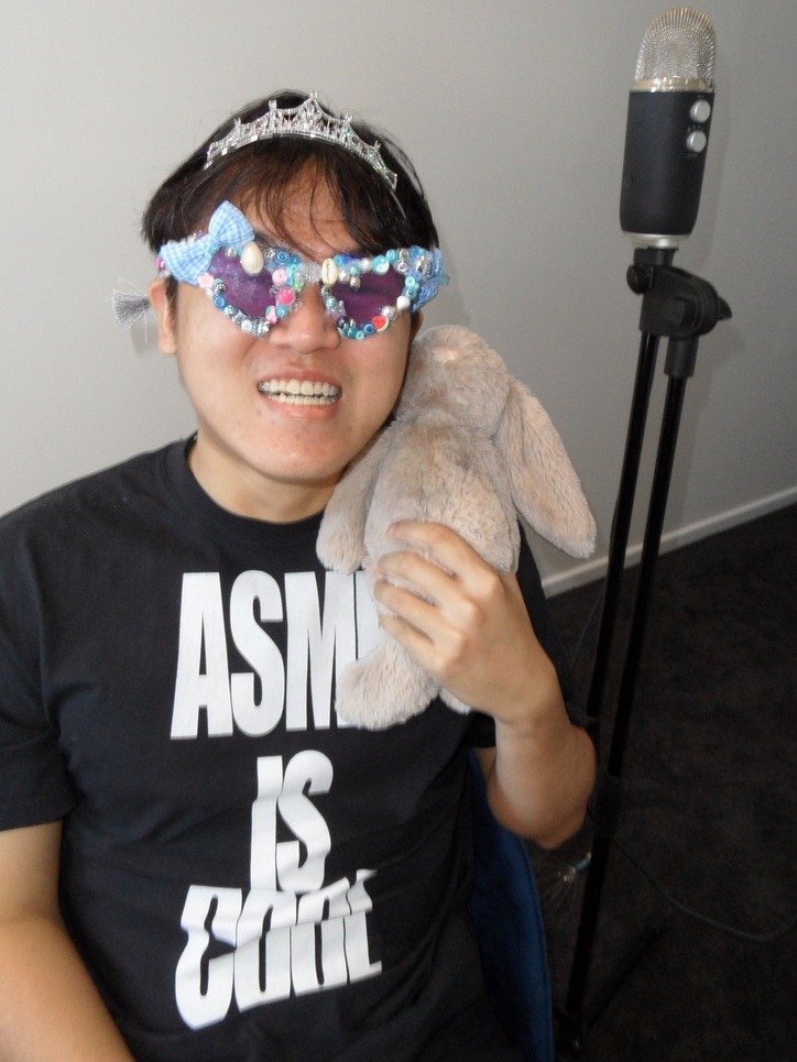ASMR IS COOL (BLACK) product image (5)