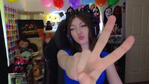 Just a small collection of screenshots I took before some of our streams during the Streamathon! 🖤🖤🖤
•
ITS FINALLY DONE! I AM...
