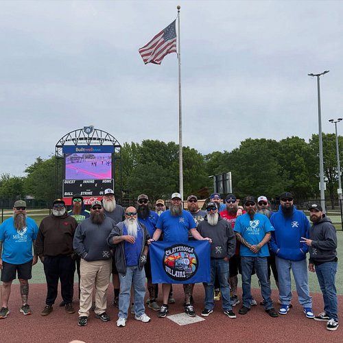 Yesterday we had the honor of joining our brothers at @chattanooga_villains & @beardedvillainssmokymountain for Beard Day wit...