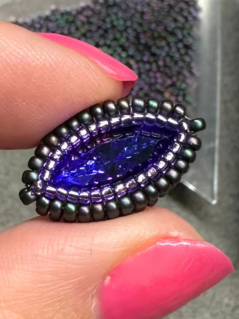 Beading Pattern - Square Stitch Bezel for 18mm Navette product image (2)