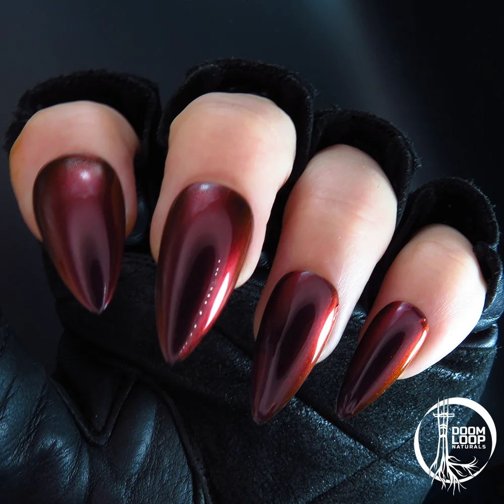 HEART LIKE A HOLE - Luxe Black to Red Shift Nail Polish product image (2)