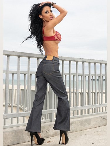 Nobody does it like @trinidad3jeans 👖 my fav 🥰 @thelhway