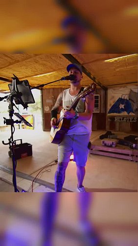 Live from San Antonio! #RHCP | #caseybowenmusic on #Twitch