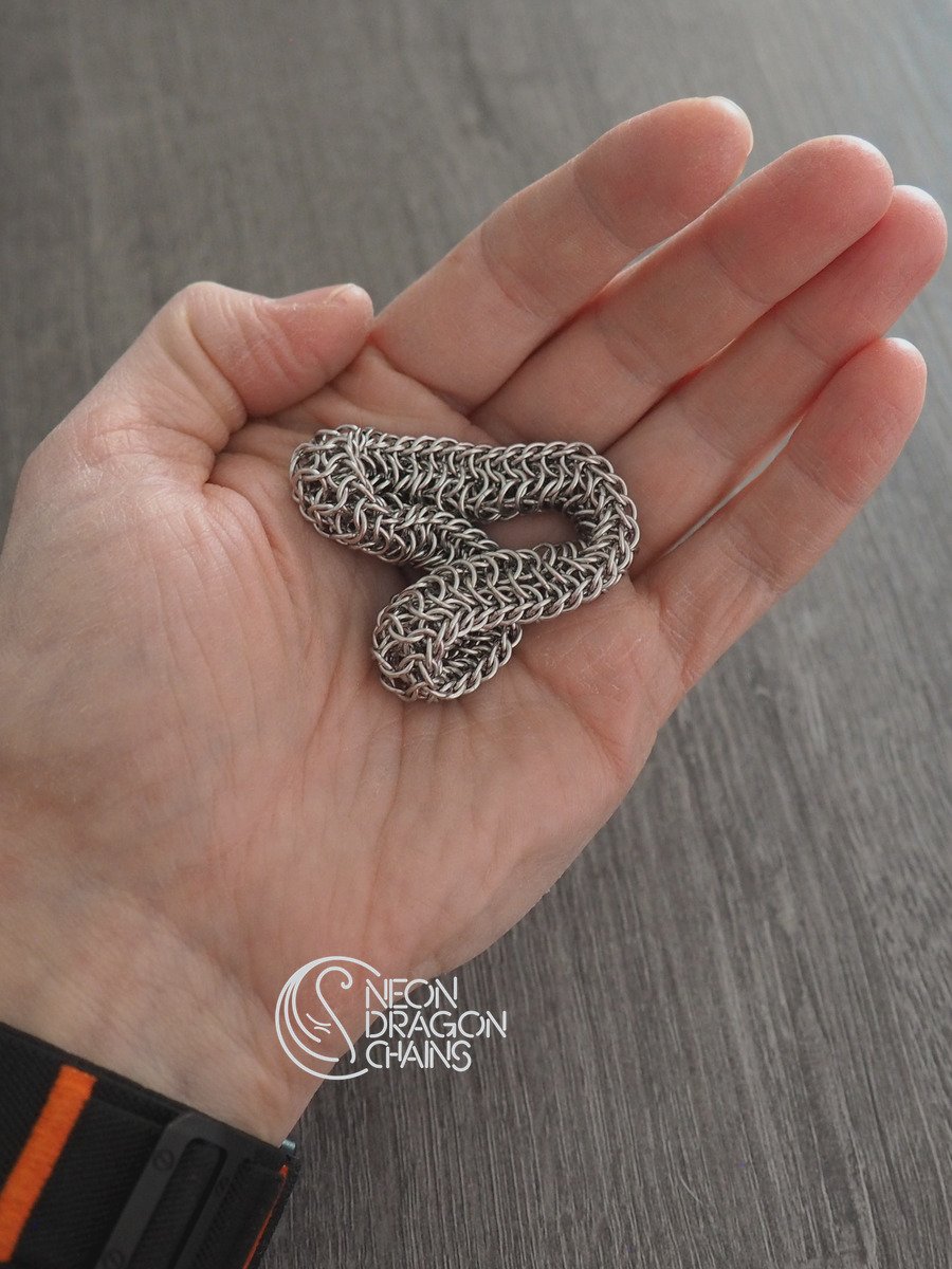 Mobius Fidget Toy / Stainless Steel product image (6)