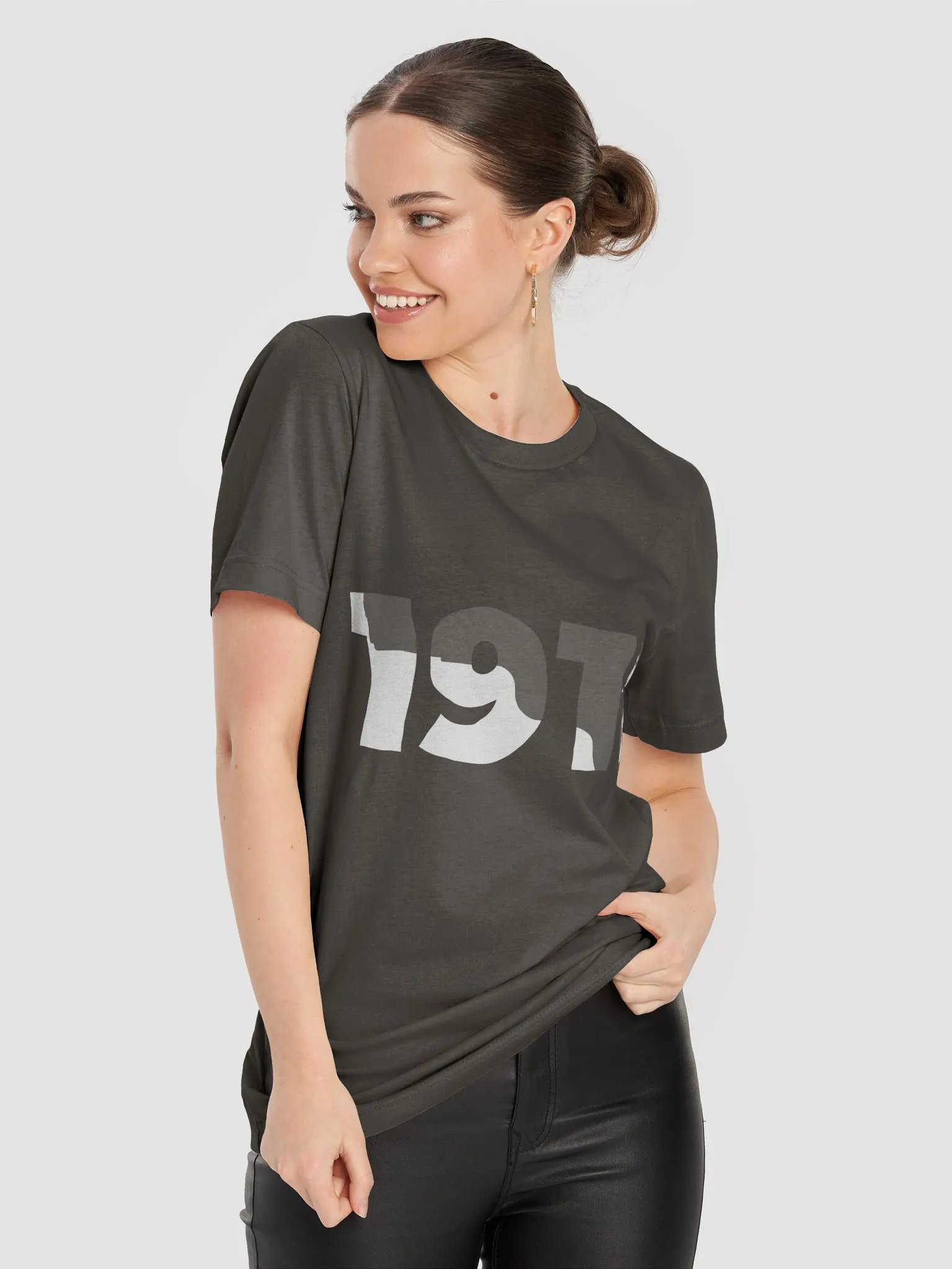 1911 Pistol illusion Design T-shirt product image (4)