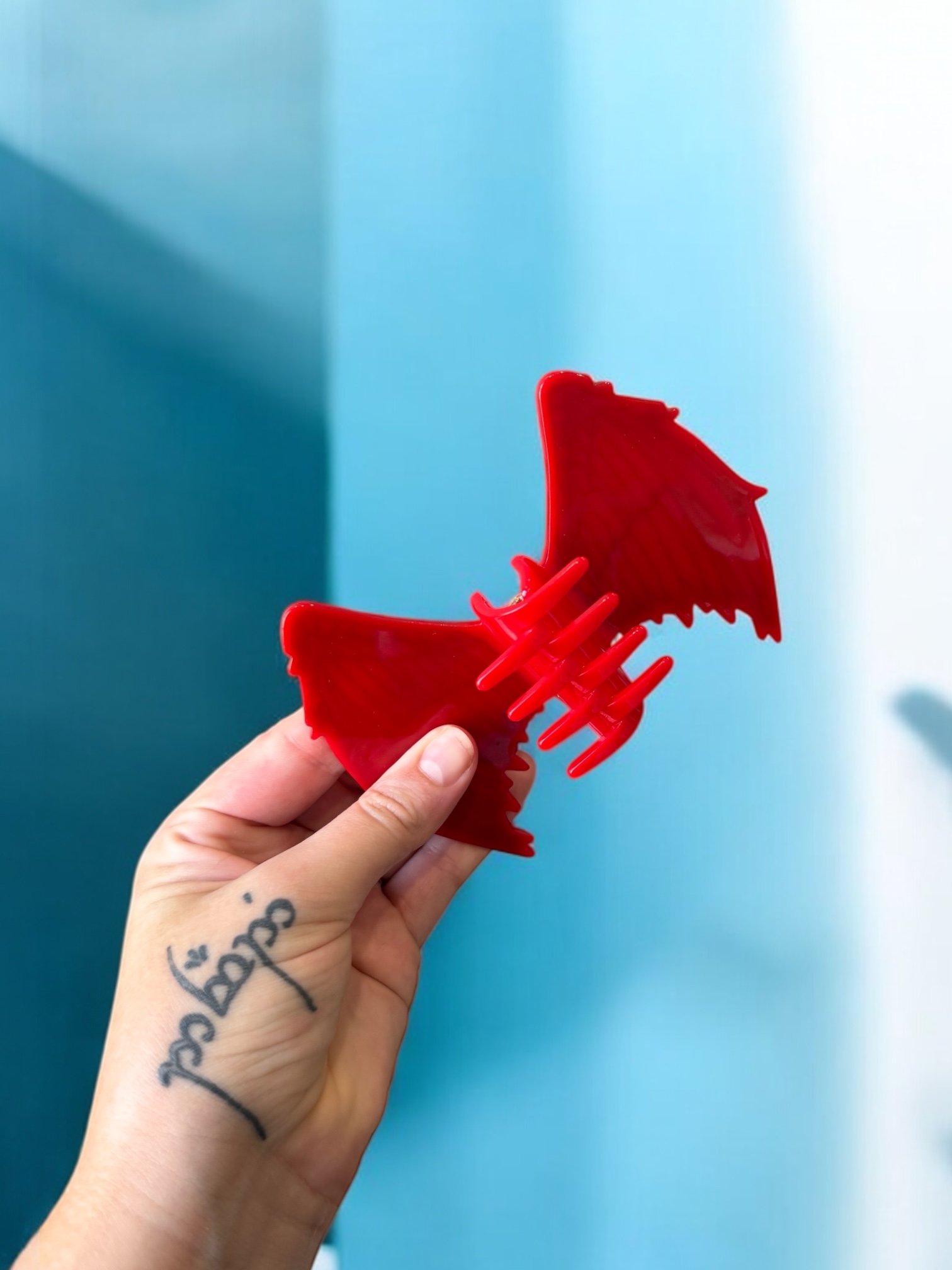PRE ORDER*** HAWKS WINGS HAIR CLAW product image (2)