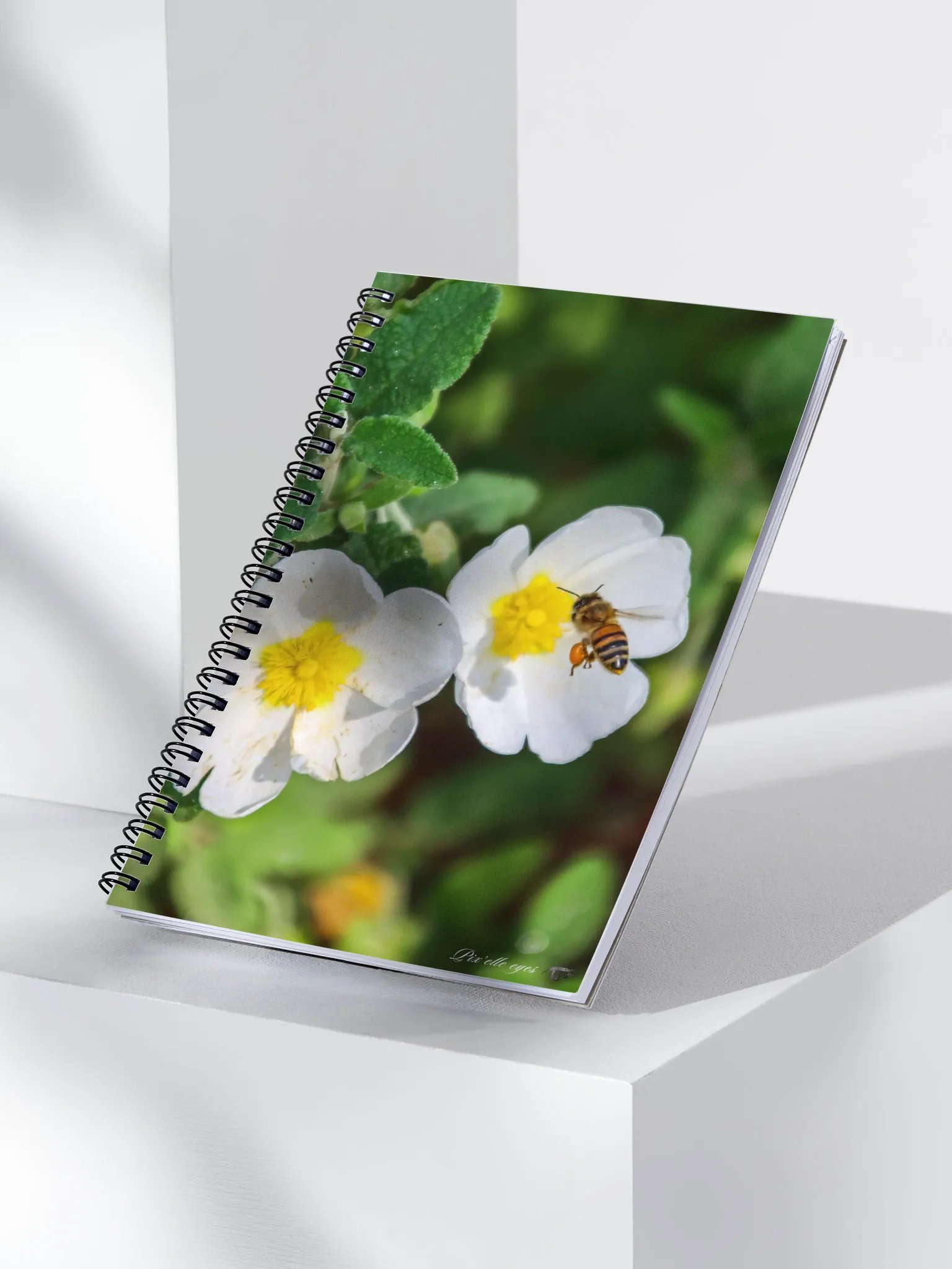 📘 Notebook Collection PURE – Jardin du Rayol – Abeille & cistes product image (3)