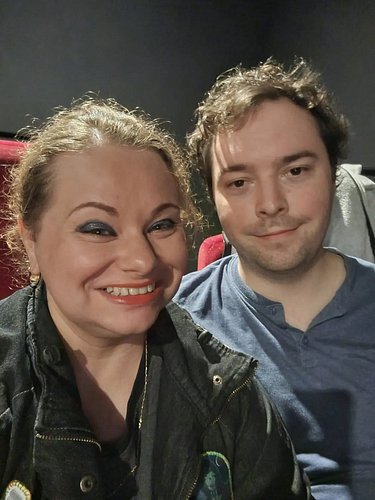 We went to see Resident Evil! Although I'll always hope for an accurate adaptation of the 1998 Mansion Incident, I really lik...