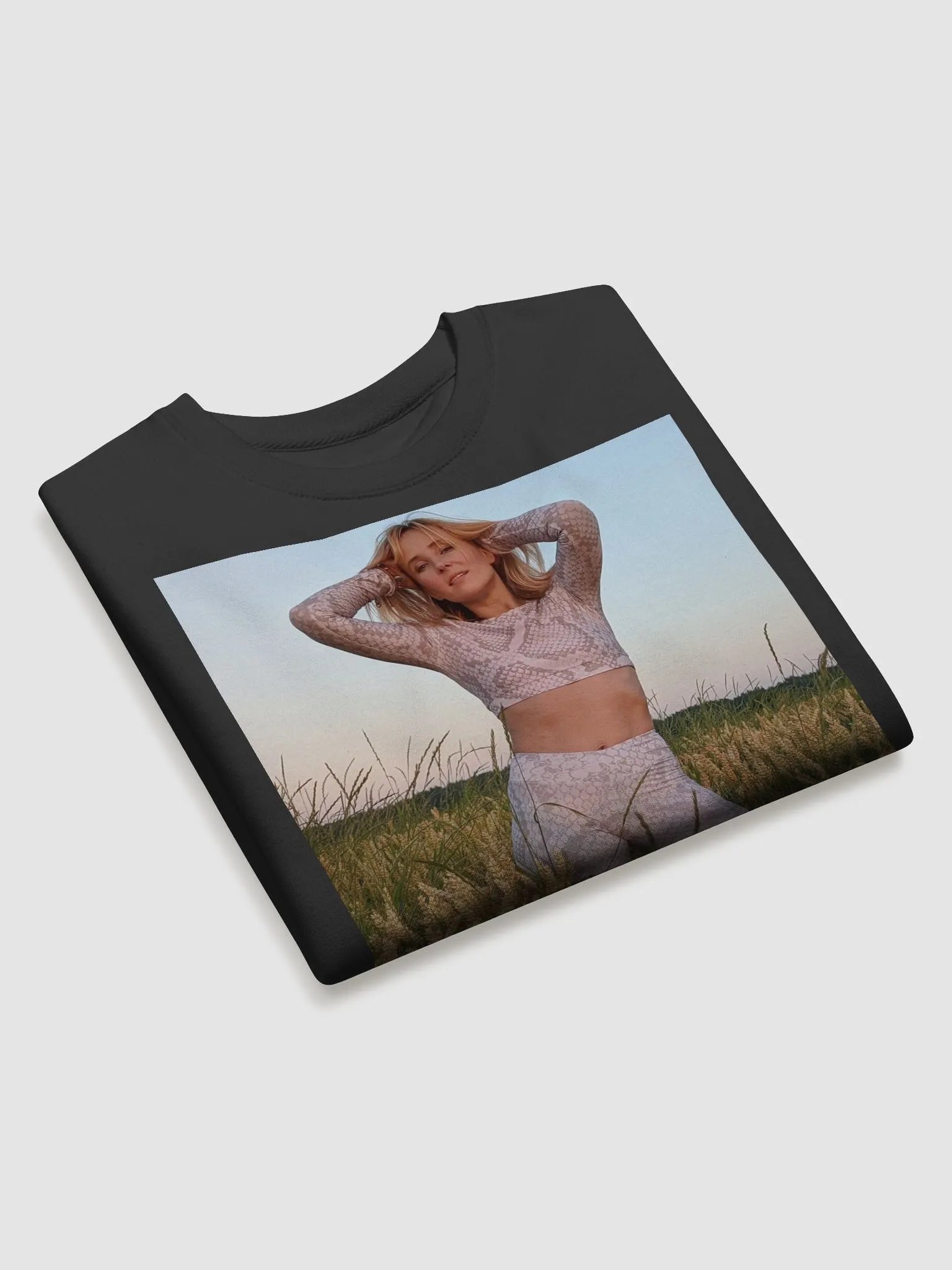 In field sweater product image (22)