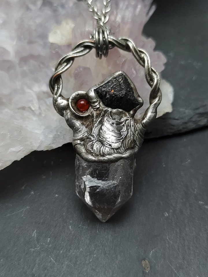 Sorcery Talisman - Aether Lodestone product image (1)