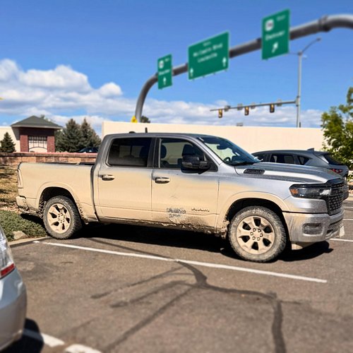 A proper mudder = a proper member

#bouldertruckclub #boulder #trucks