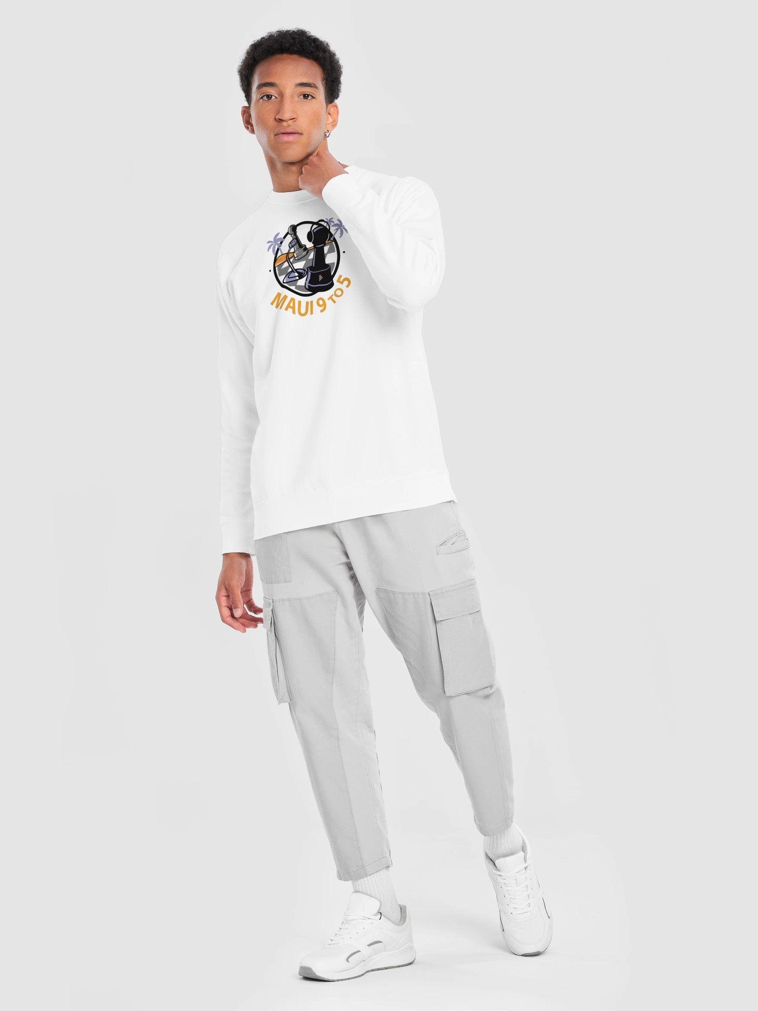 Maui 9 To 5 Retro Chess Mic Logo Sweatshirt product image (7)