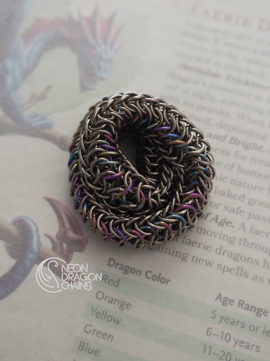 Mobius Fidget Toy / Rainbow Titanium product image (4)