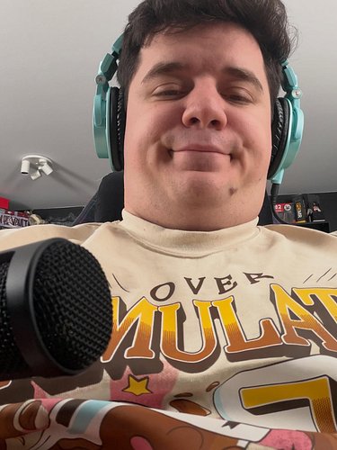 Jan Photo Dump that I am posting while taking a dump….
#bocabola #server