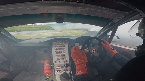 When you pull next to the same chassis but you’re 200kg heavier and 400hp down compared to them 🤯 #gapsauce 
I also slept at ...