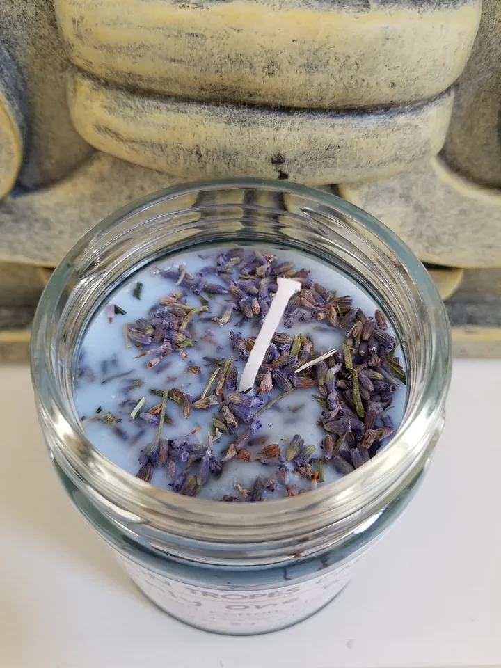 Only One Bed Candle (Fiction Tropes Candles) product image (2)