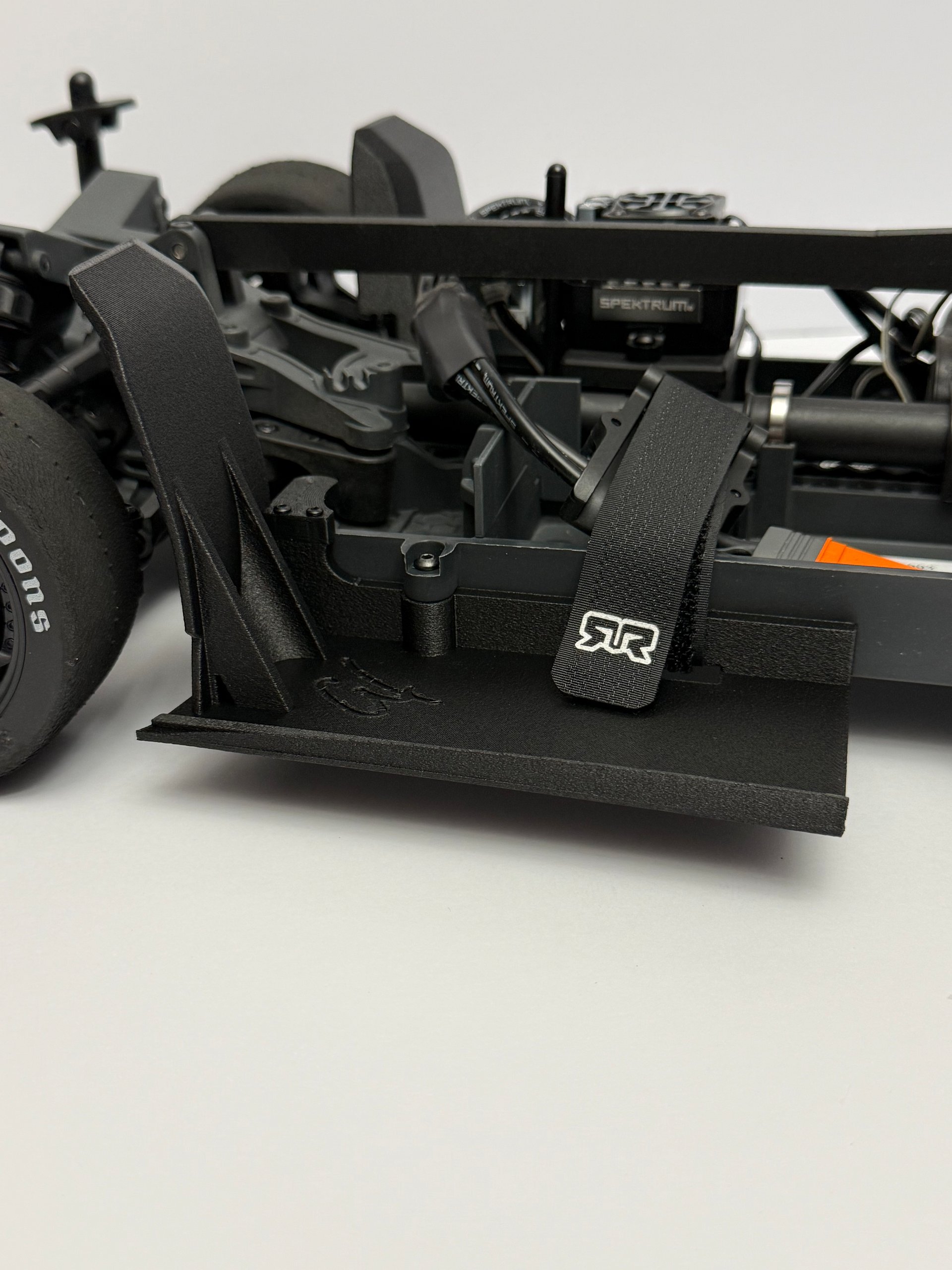 Arrma Infraction 223s QRTRFRACTION front fenders product image (4)