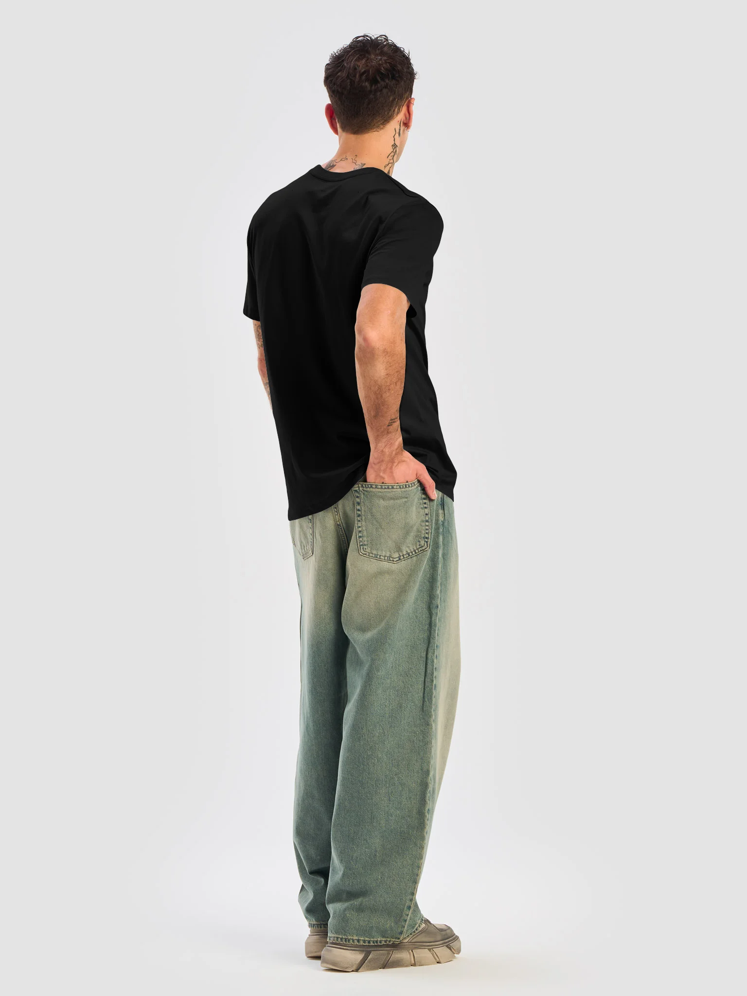 ANTI-ICE & AMAZON TEE. product image (7)