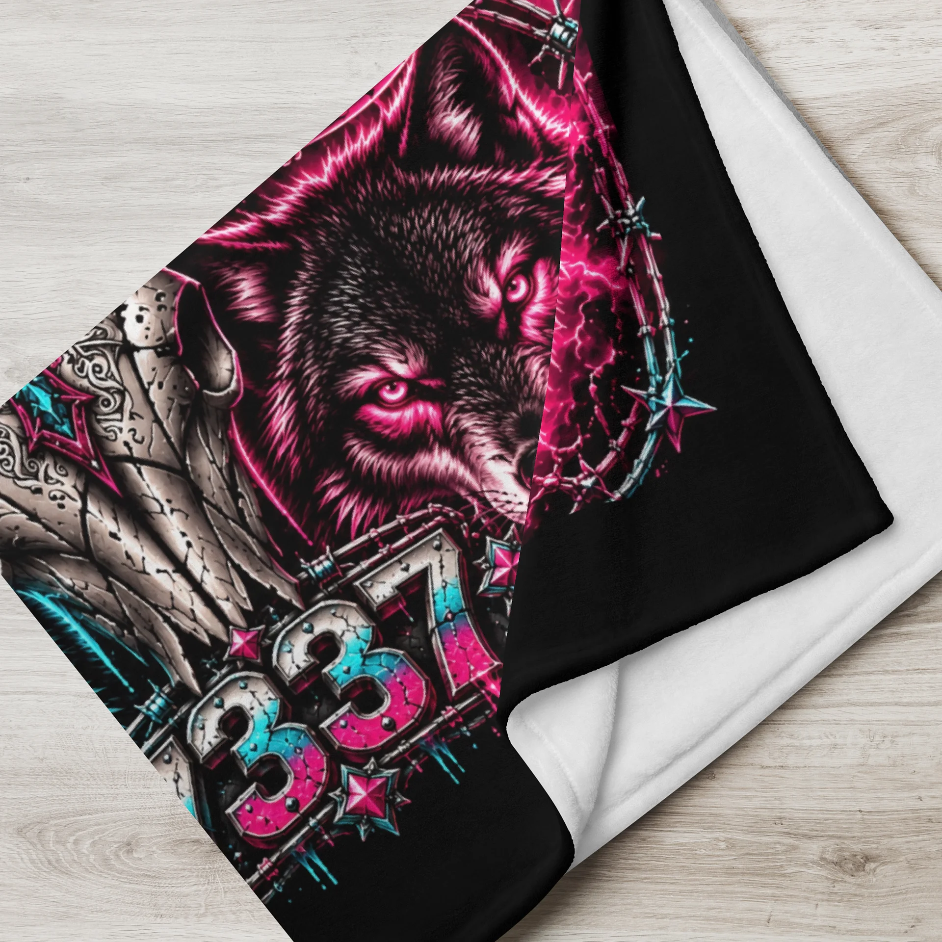 Wolfpack Skull Blanket product image (7)