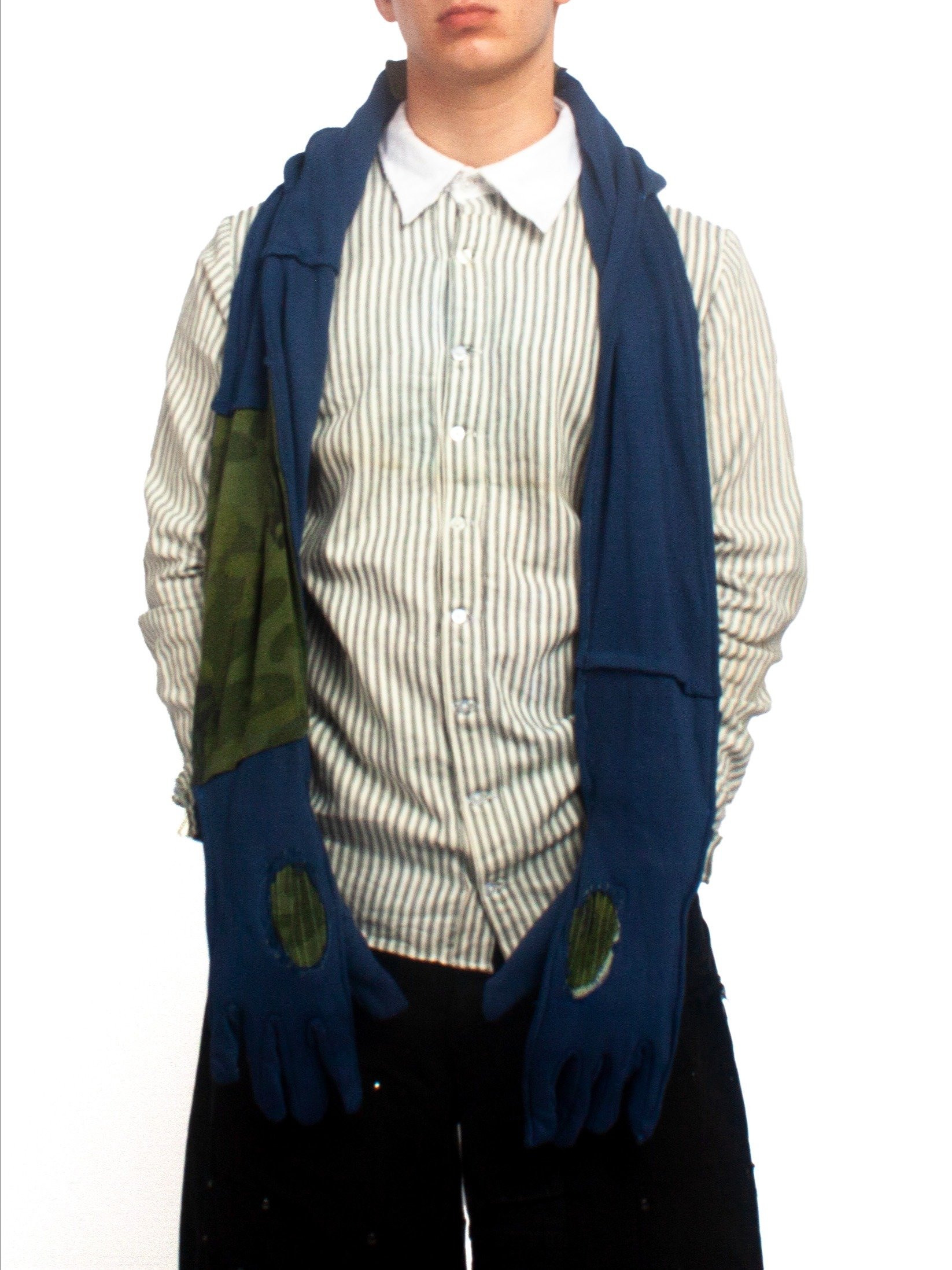 GLOVE SCARF HAR W EARS product image (2)