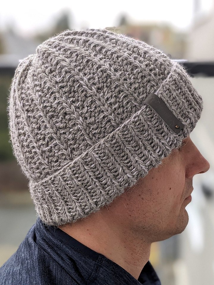 Unisex Winter Knit Hat Pattern for Men product image (1)