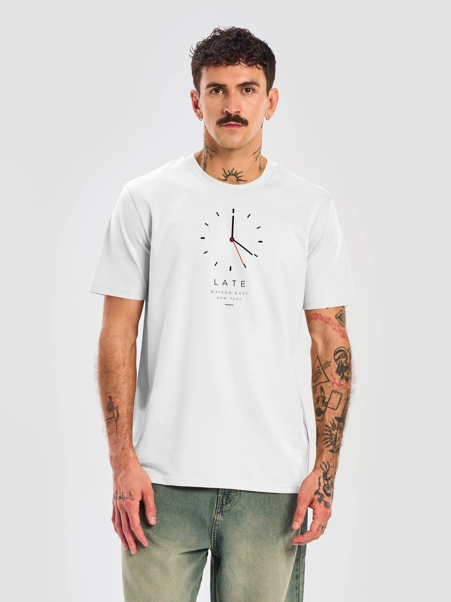 Late product image (1)