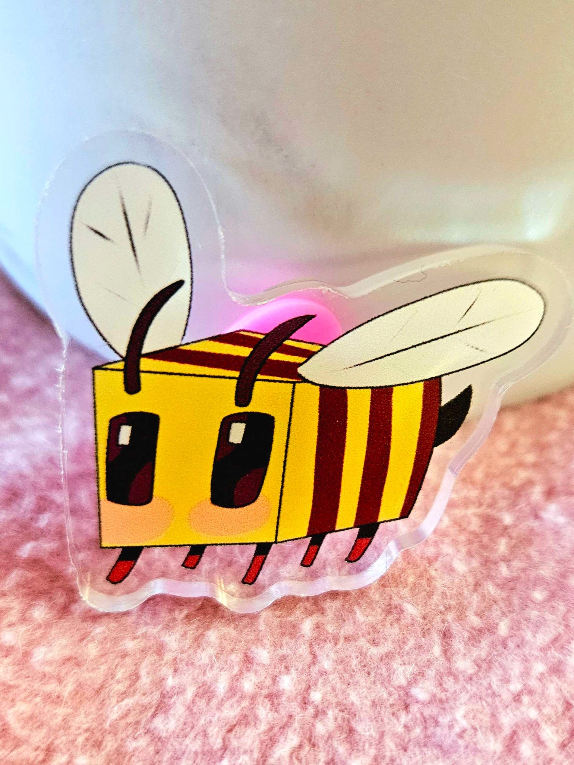 Bee Acrylic product image (1)
