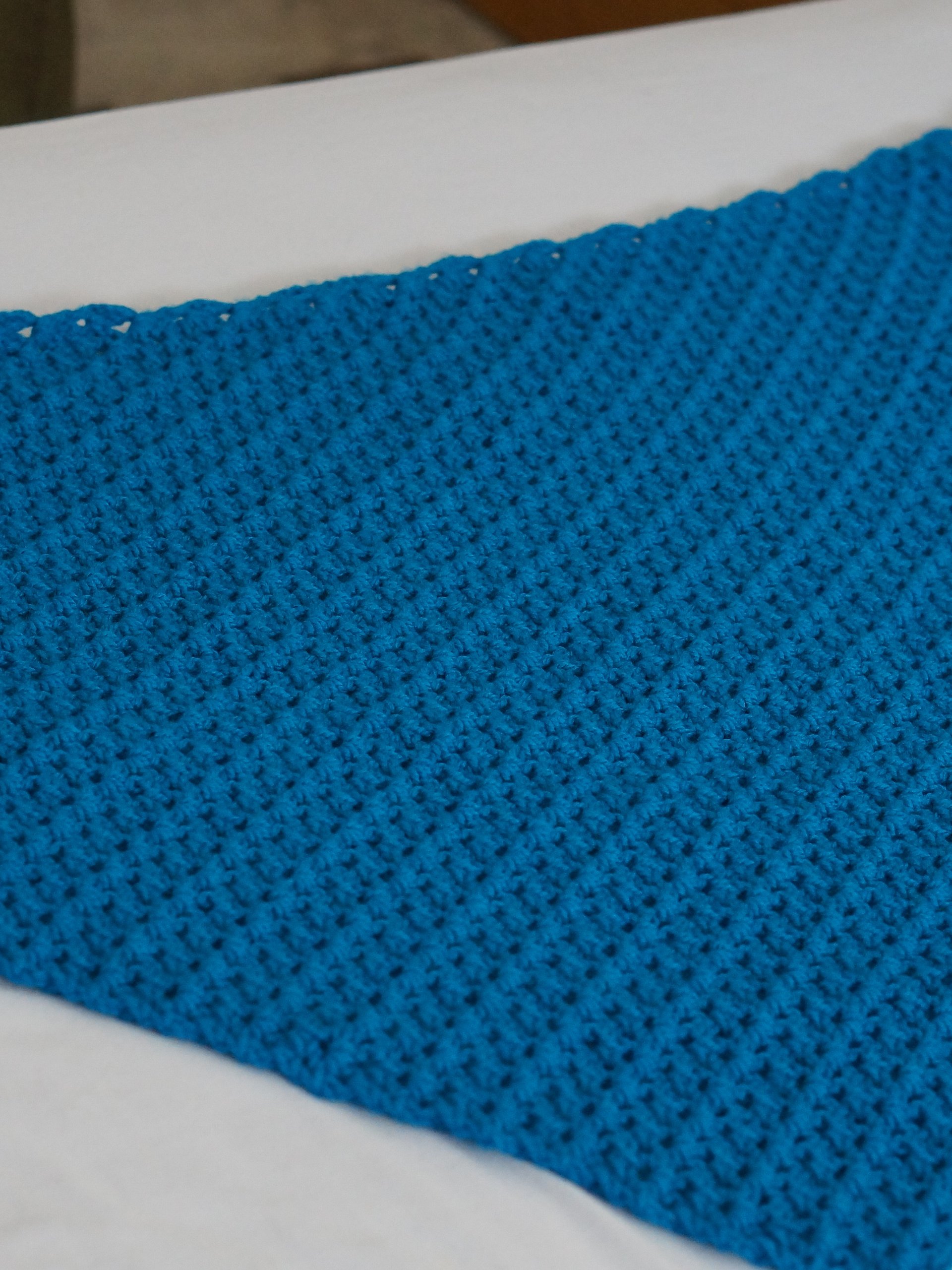 V stitch asymmetrical triangle shawl pattern product image (4)