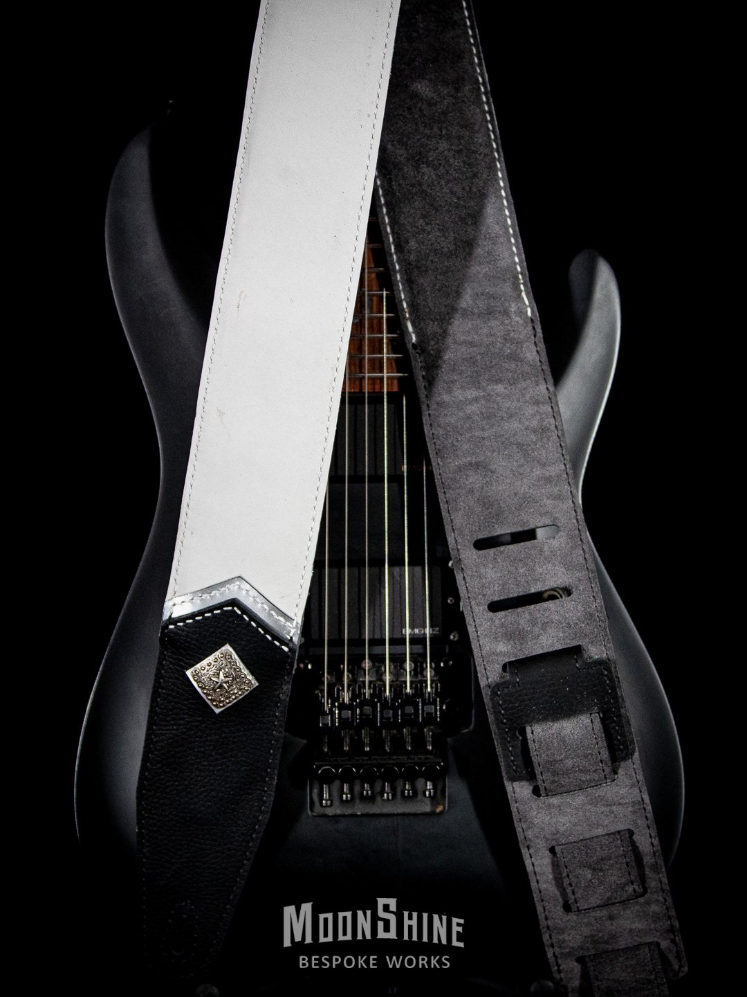 White Chevron Padded Guitar Strap product image (4)