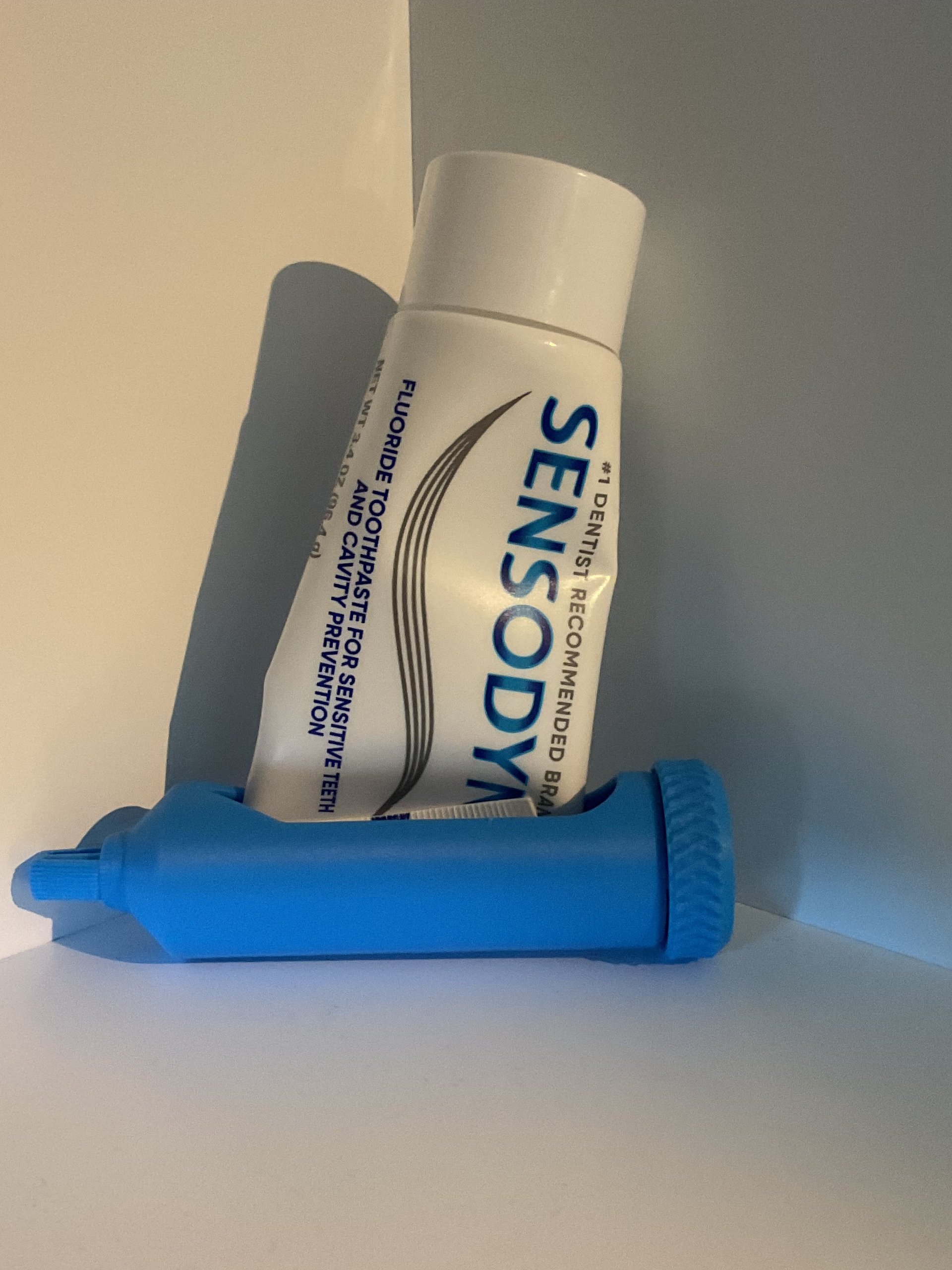 Toothpaste Tube Squeezer product image (2)